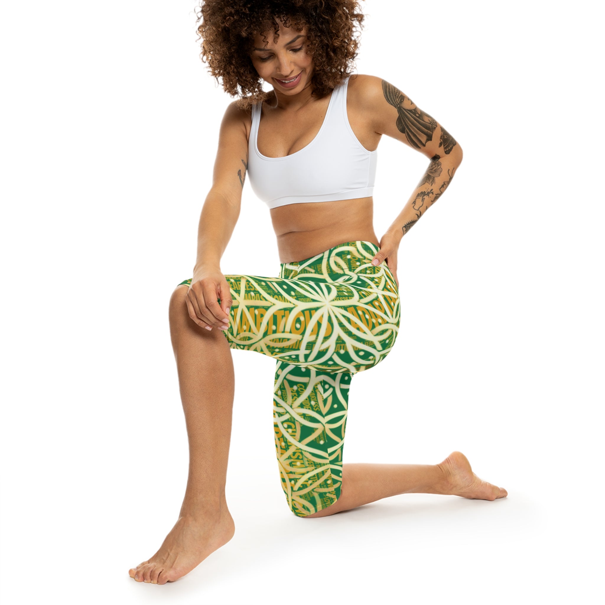 Dark Green Chic Women's Capri Leggings - Stylish Yoga Pants & Activewear