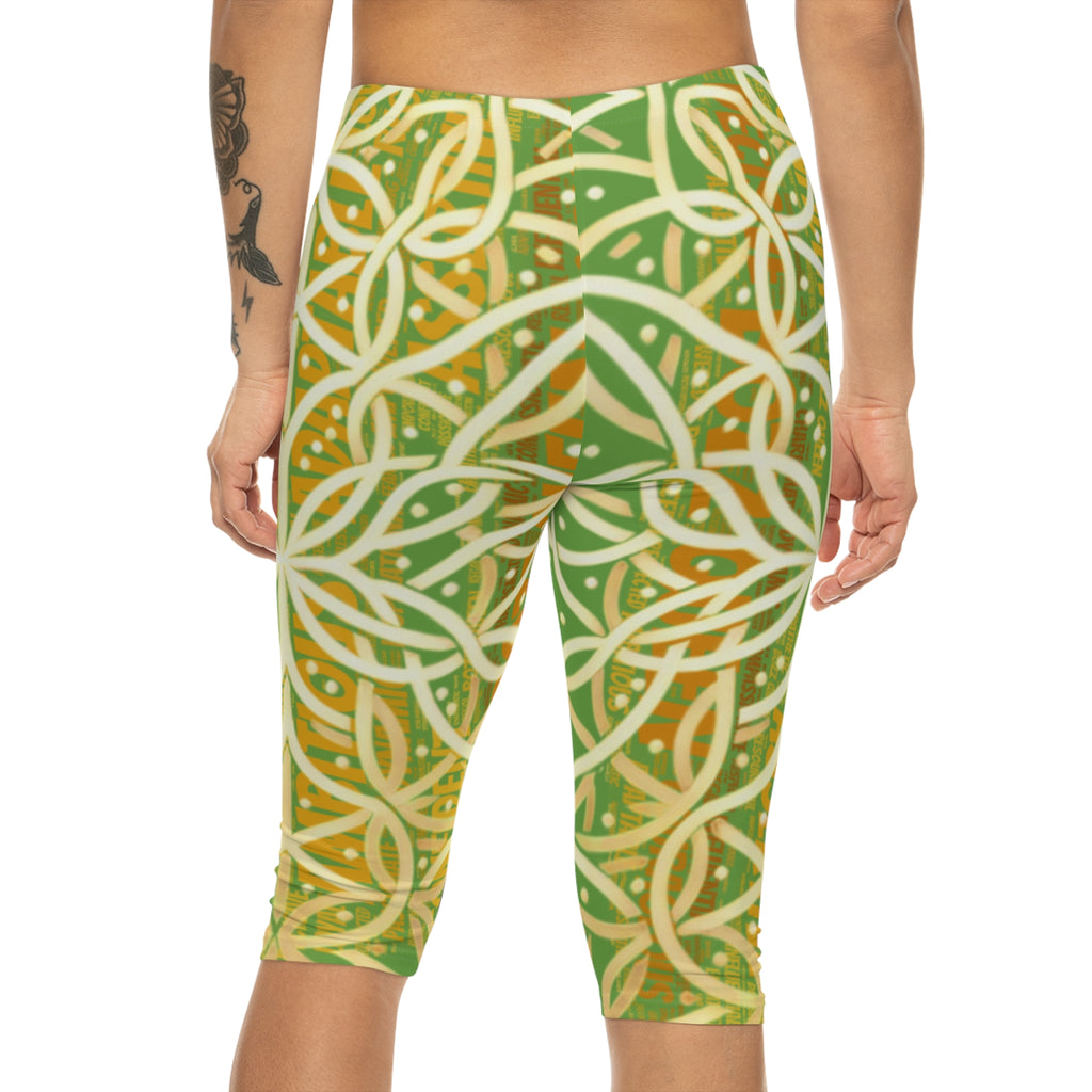 Green Chic Women's Capri Leggings - Stylish Yoga Pants & Activewear