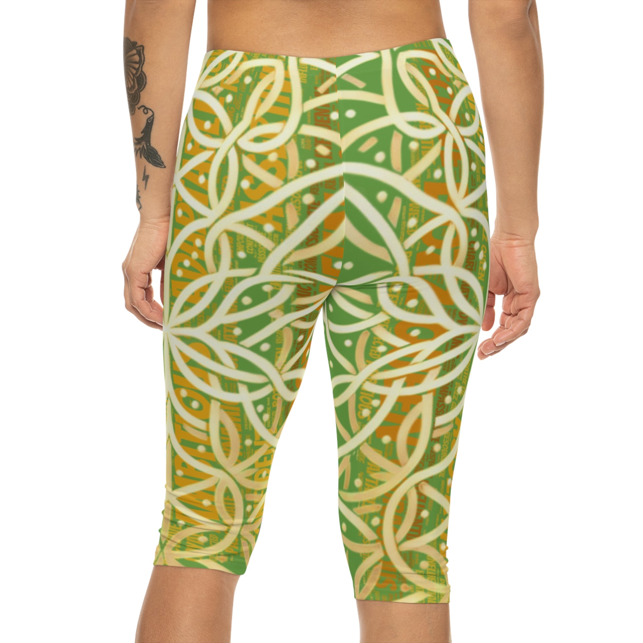 Green Chic Women's Capri Leggings - Stylish Yoga Pants & Activewear