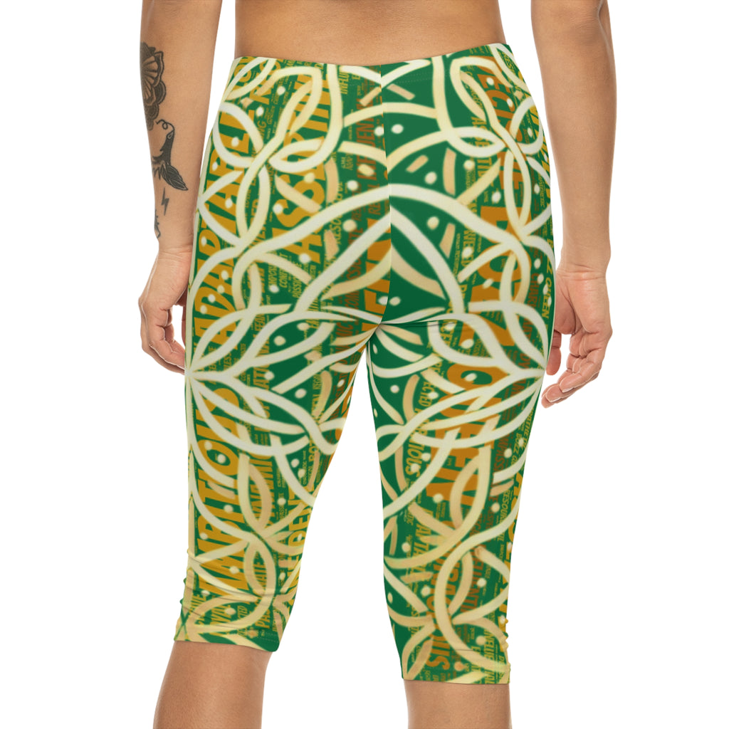 Dark Green Chic Women's Capri Leggings - Stylish Yoga Pants & Activewear