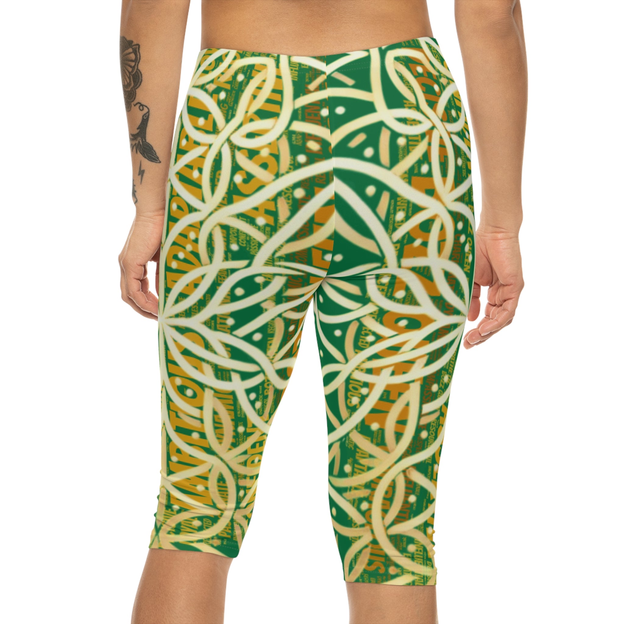 Dark Green Chic Women's Capri Leggings - Stylish Yoga Pants & Activewear