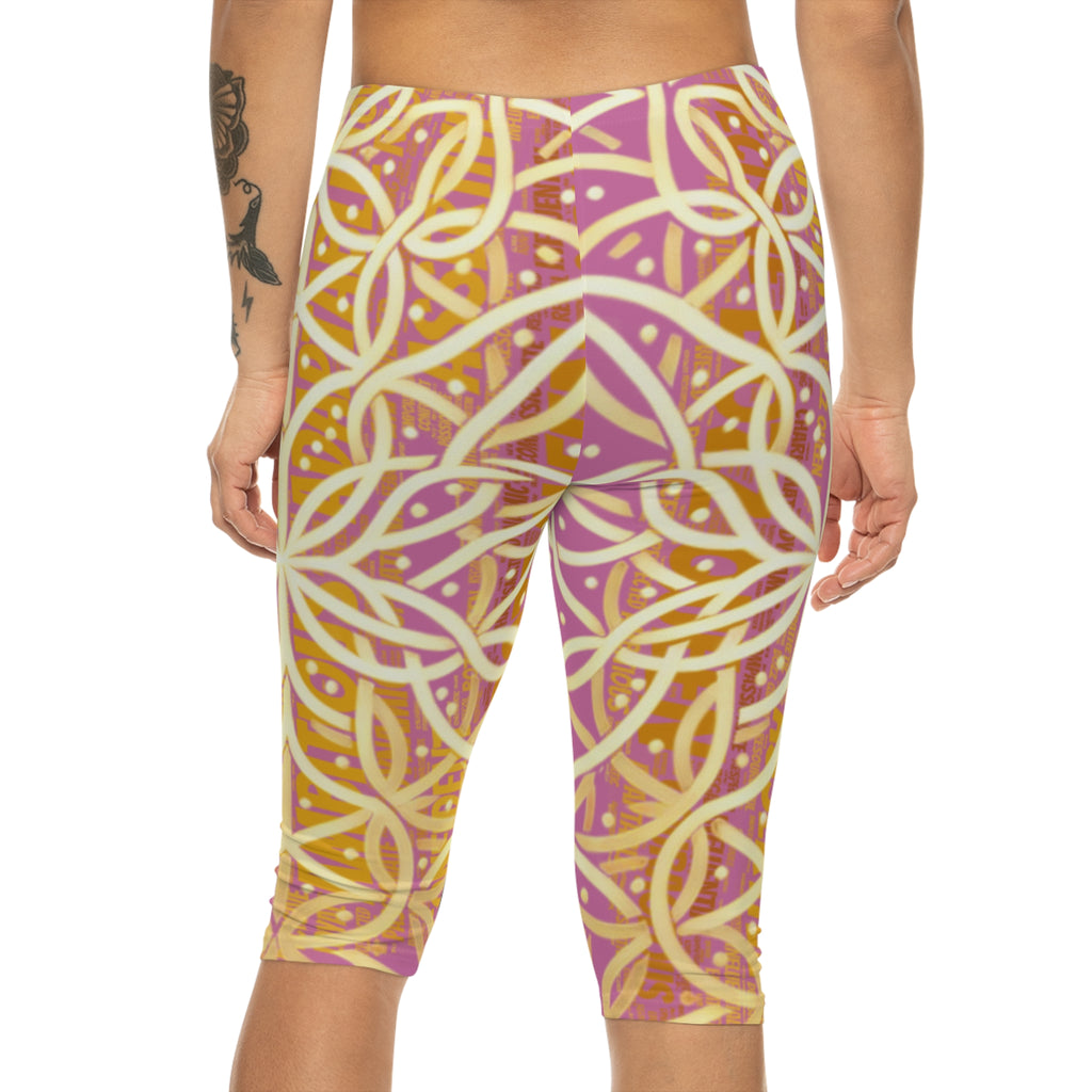 Light Pink Chic Women's Capri Leggings - Stylish Yoga Pants & Activewear
