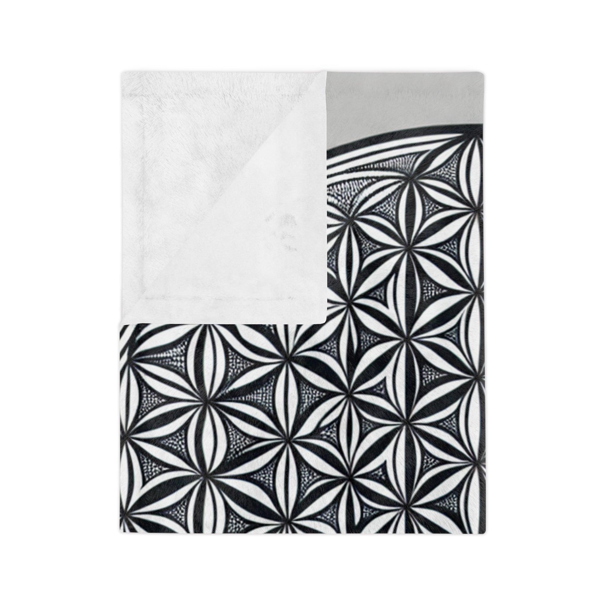 Cozy Velveteen Microfiber Blanket with Geometric Design, Soft Throw for Relaxation, Gift for All Occasions, Home Decor, Meditation