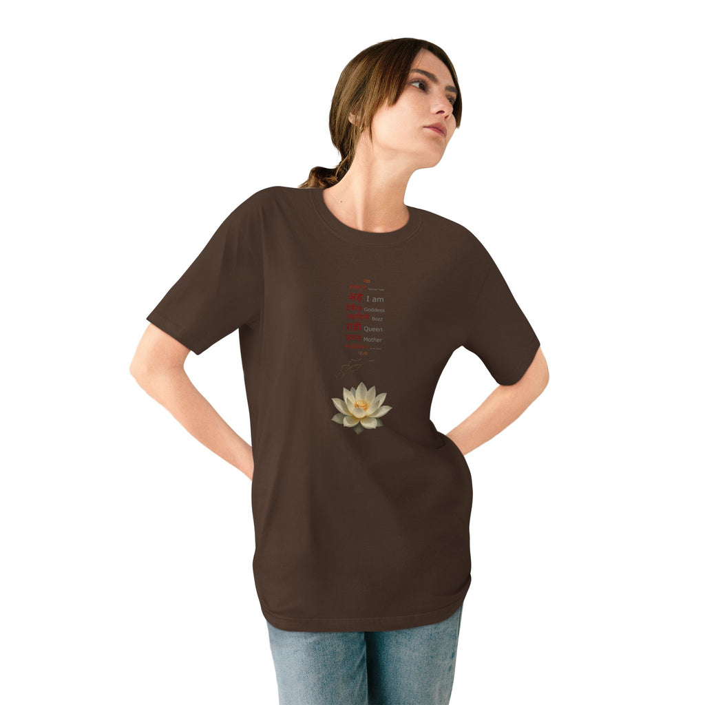 Bozz Queen Organic Staple Tee - Women's Graphic T-Shirt | Trendy Queen Shirt