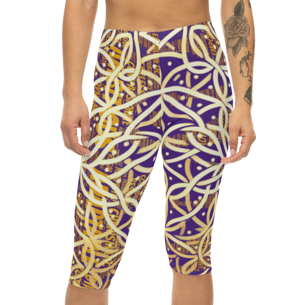 Purple Chic Women's Capri Leggings - Stylish Yoga Pants & Activewear