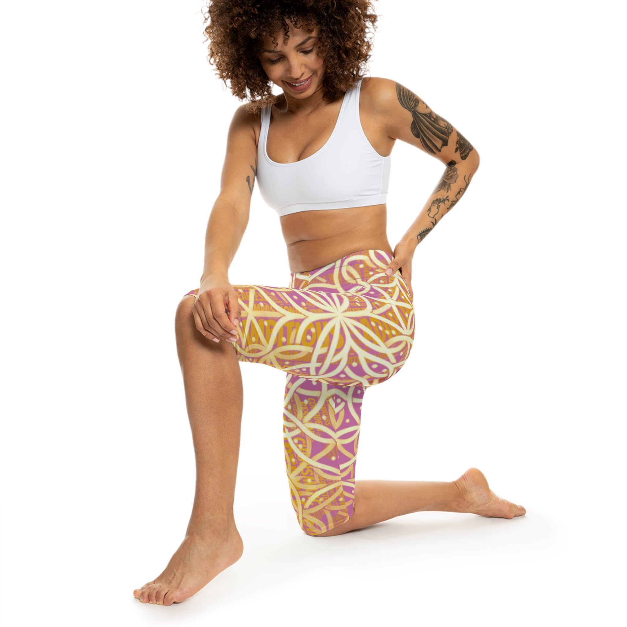 Light Pink Chic Women's Capri Leggings - Stylish Yoga Pants & Activewear